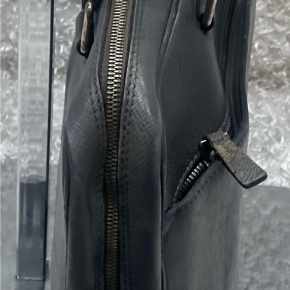 Louis Vuitton Taiga Porte-Documents Business MM - Picture 4 of 16